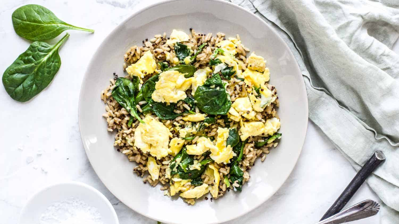 5. Egg & Spinach Protein Bowl