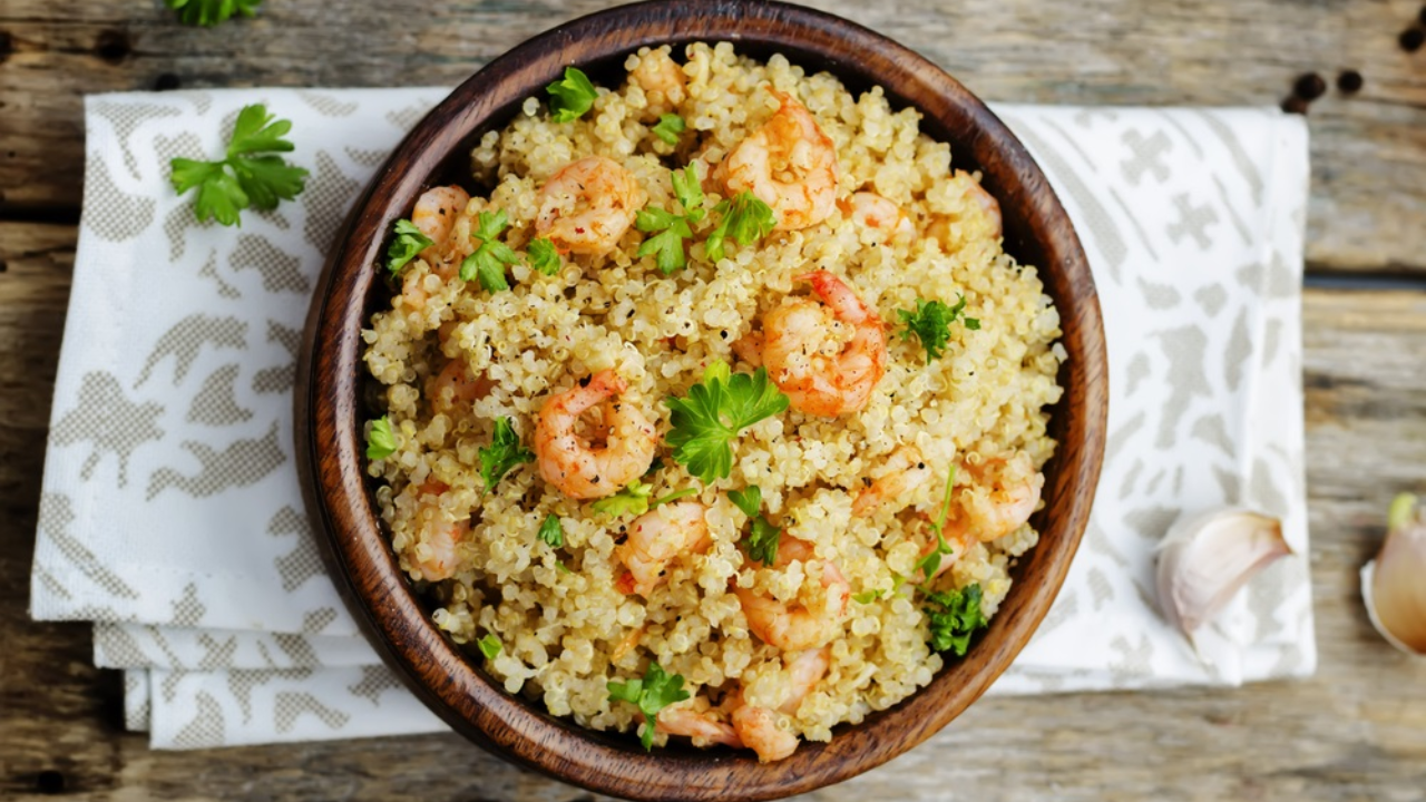 2. Garlic Shrimp & Quinoa Bowl
