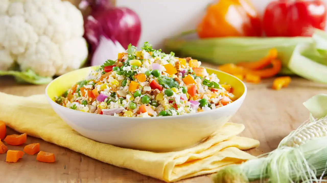 6. Veggie-Packed Cauliflower Rice