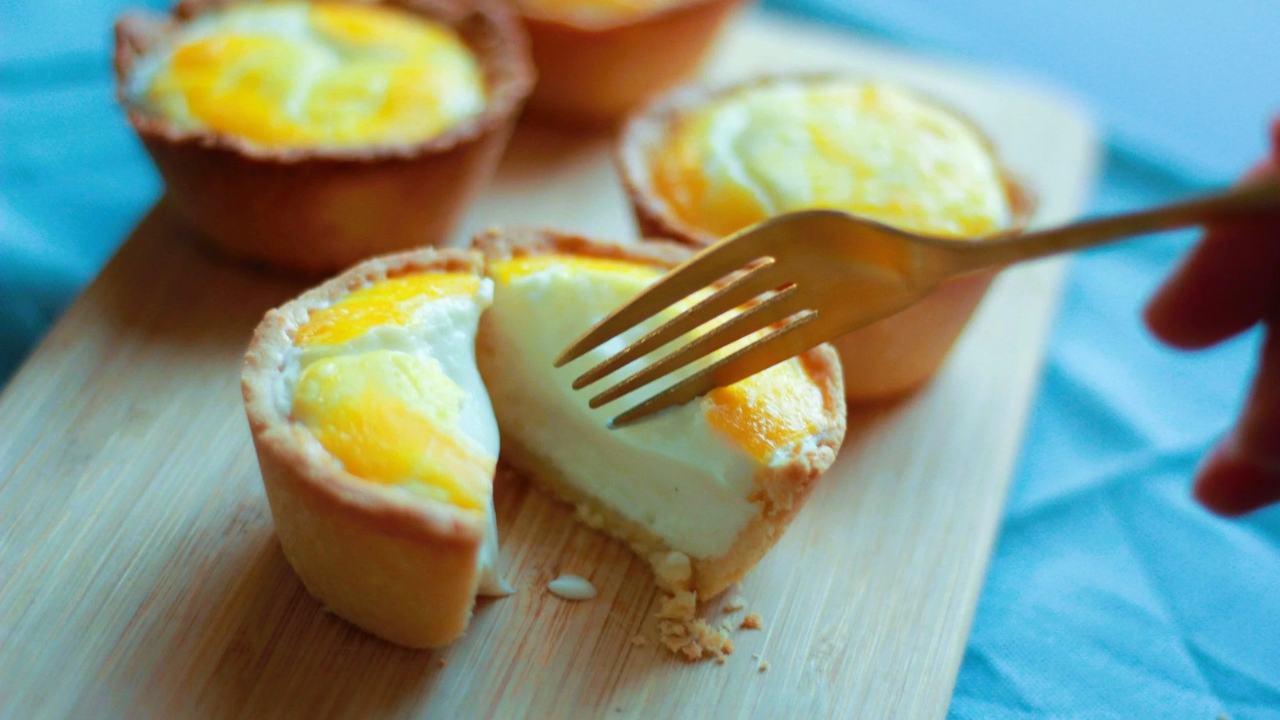 3. Hokkaido Baked Cheese Tarts
