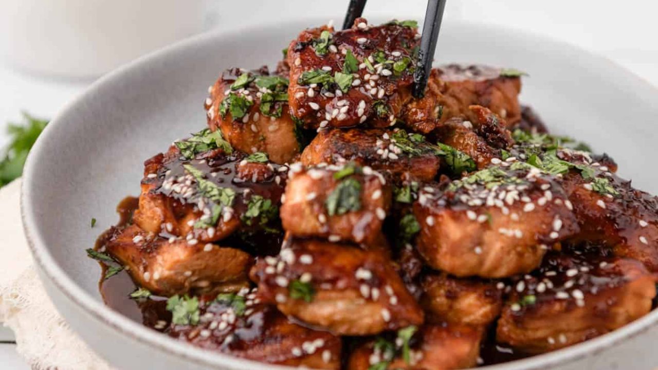 2. Spicy Honey Garlic Butter Salmon Bites