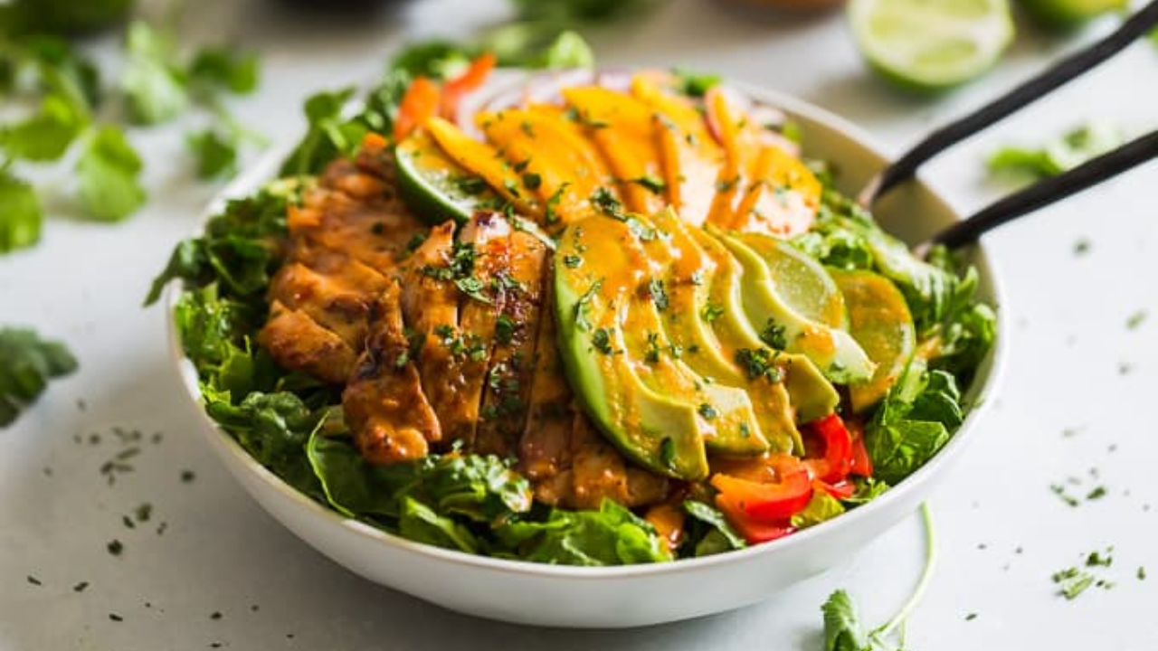 7. Mango Chili Grilled Chicken Bowl