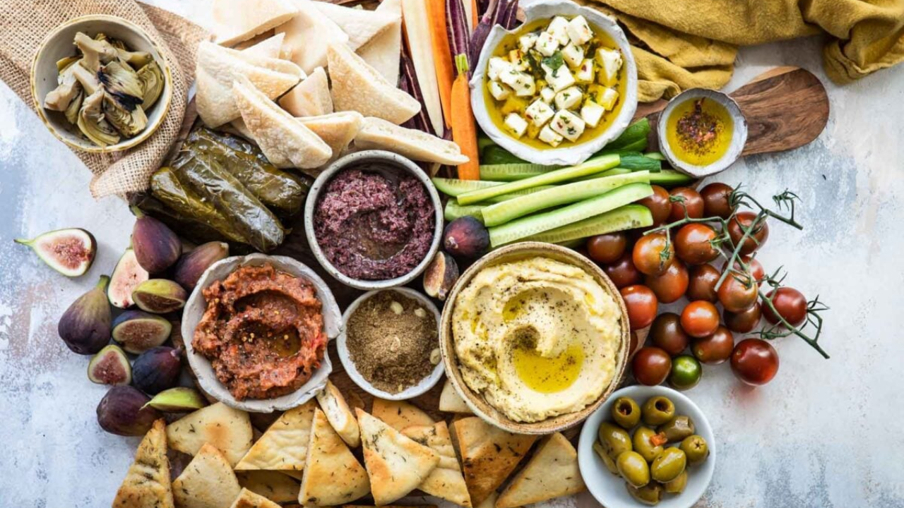 5. 15-Minute Mezze Plate with Za’atar Pita