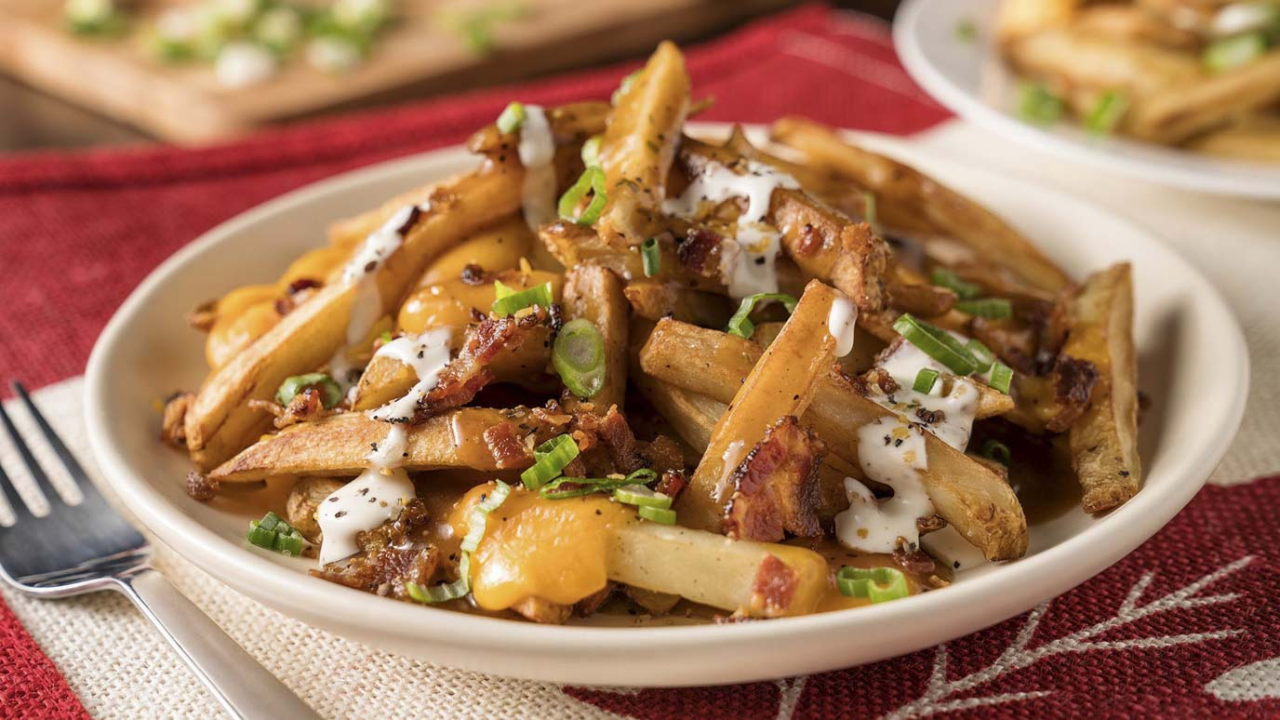 2. Ultimate Poutine