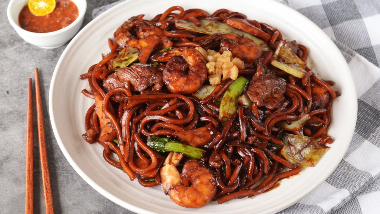 10. Everyday Hokkien Noodles