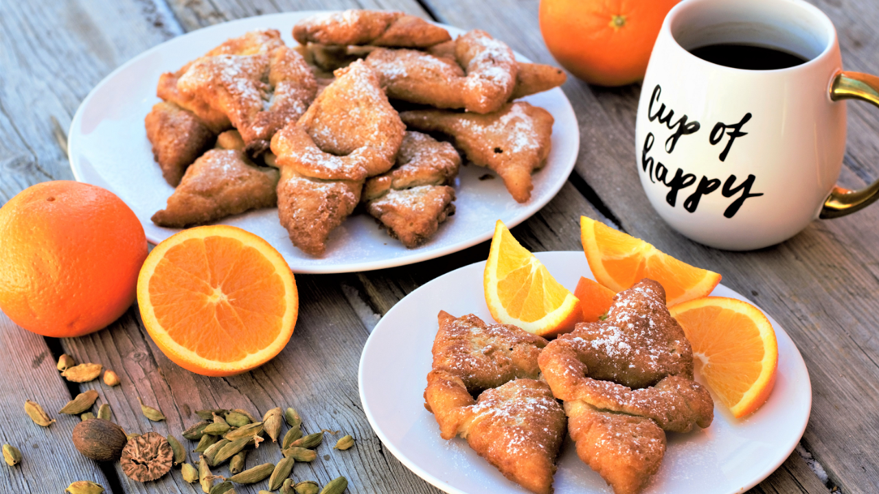 8. Kleinur – Icelandic Twisted Doughnuts