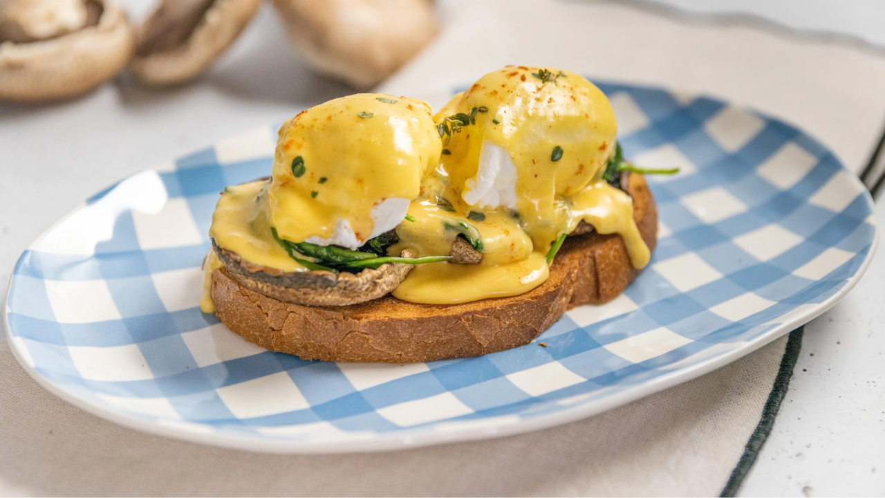 9. Roasted Mushroom Eggs Benedict