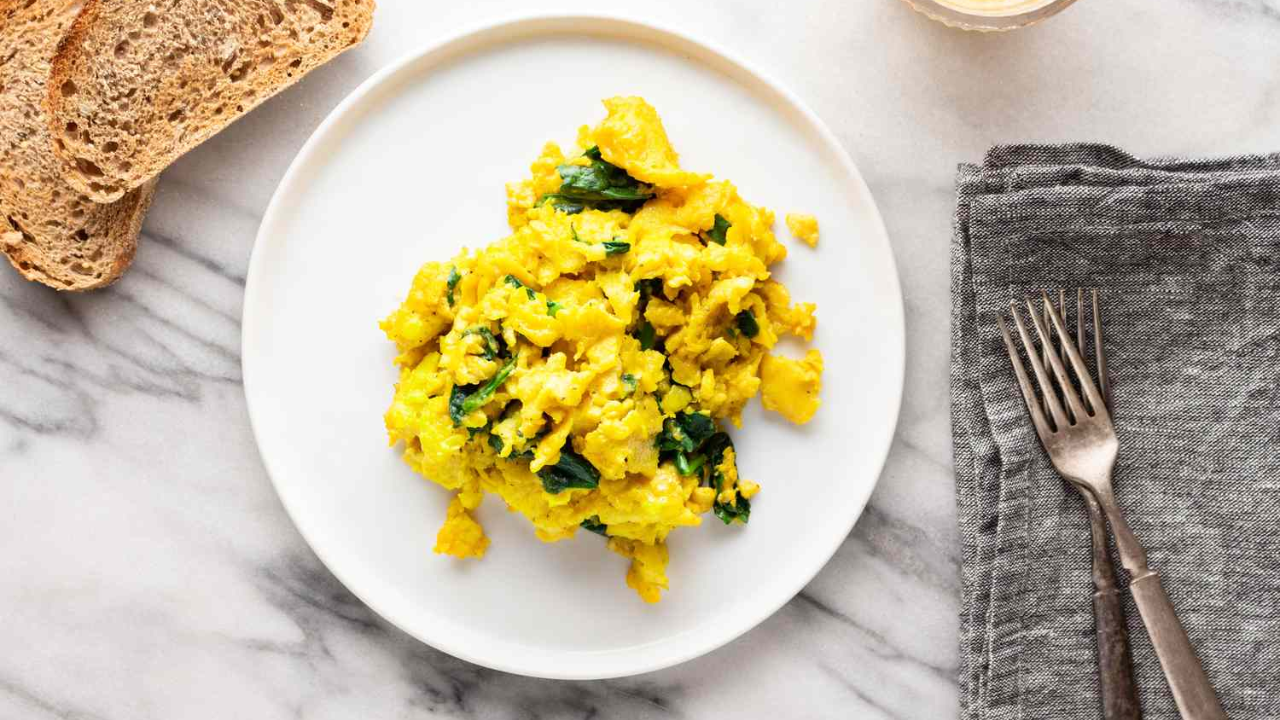 5. Parmesan Spinach & Sweet Corn Scramble