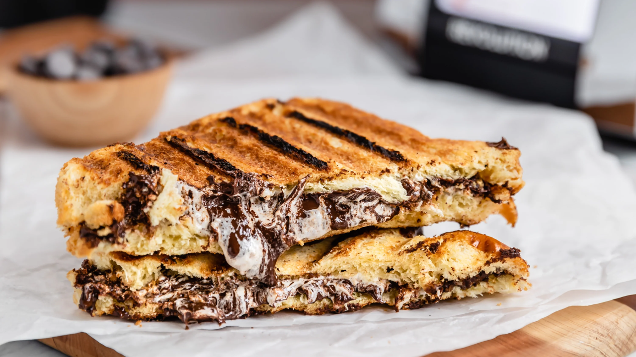 14. Grilled S’mores Sandwich