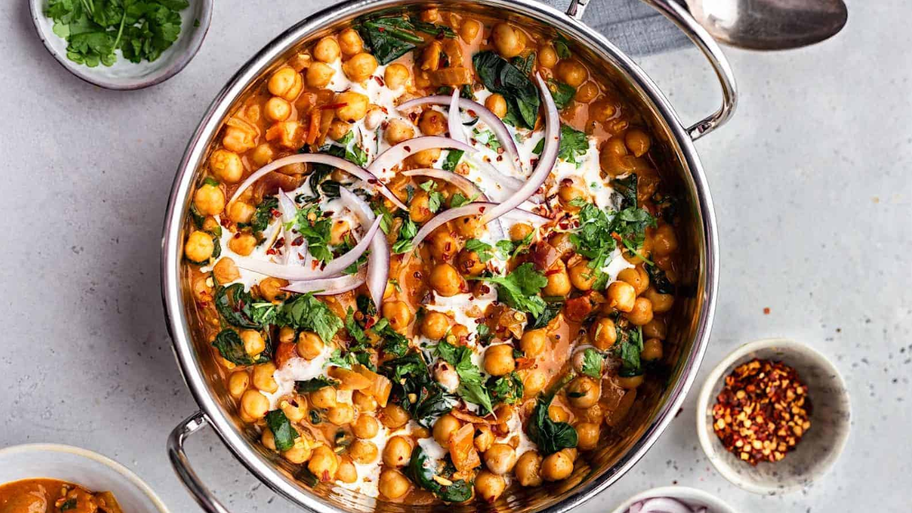 19. Chickpea and Spinach Curry