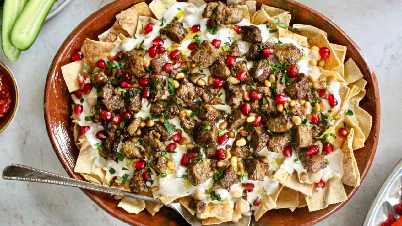 10. Fattet Hummus with Crispy Pita