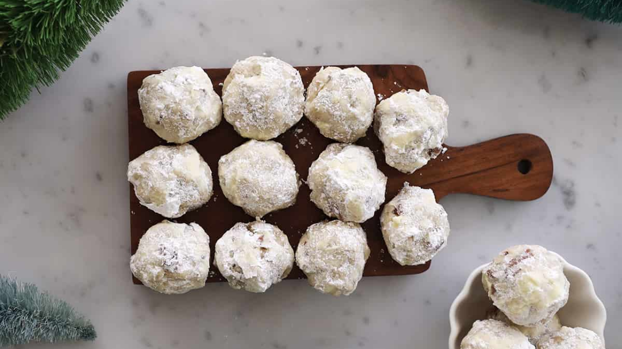 5. Snowball Butter Cookies