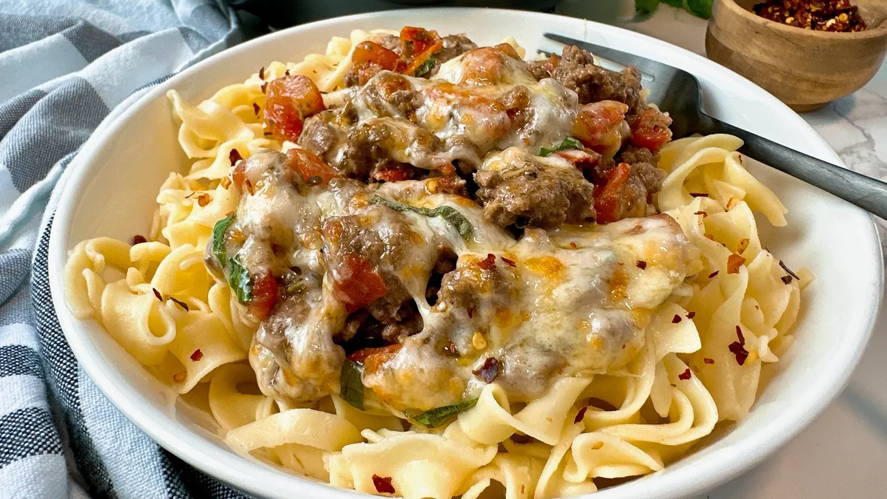 6. Cheesy Beef Pasta