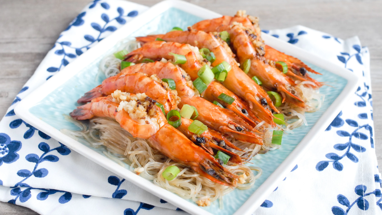 10. Steamed Garlic Shrimp with Vermicelli